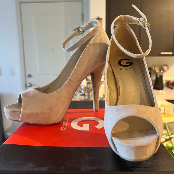 Brand new in box Guess suede heels - Picture 2 of 3